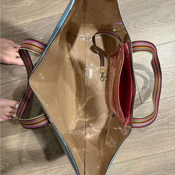 Consuela Big Breezy Tote - Picture 3 of 4